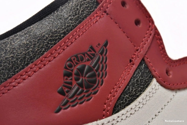 MaikeSneakers and 1 Chicago Lost Jordan Retro DZ5485-612 OG High Found 0713